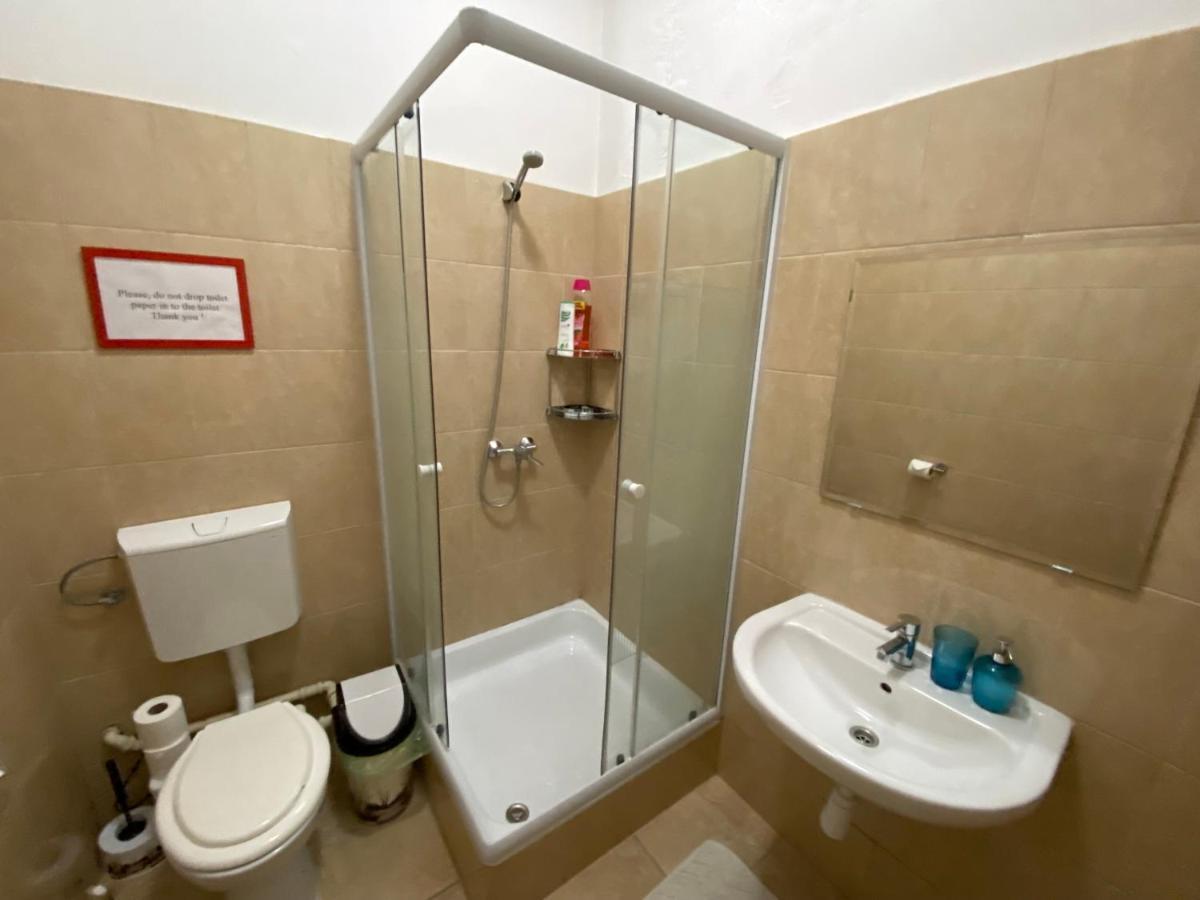 Monolit Budapest Center Guesthouse Dış mekan fotoğraf