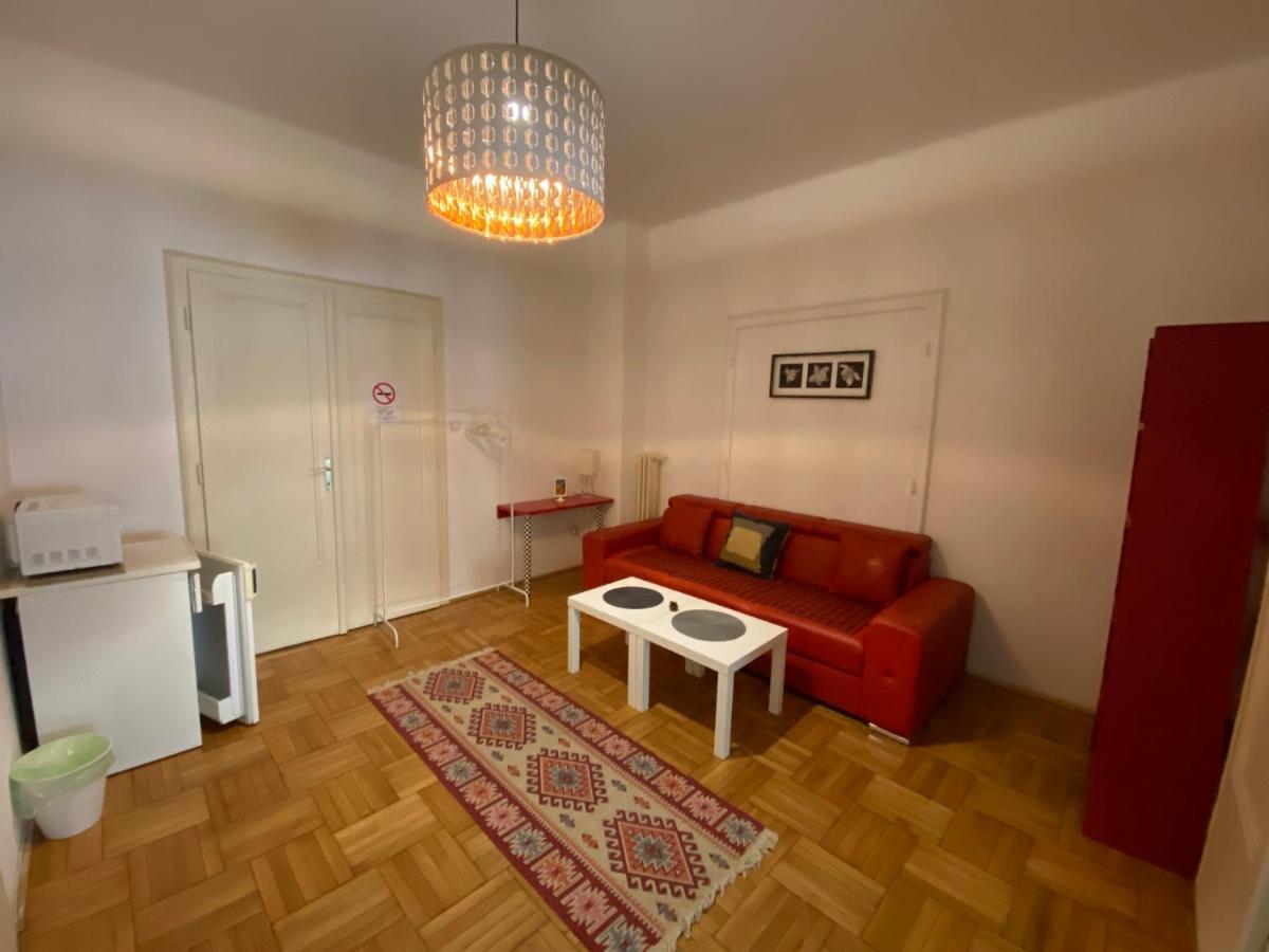 Monolit Budapest Center Guesthouse Dış mekan fotoğraf